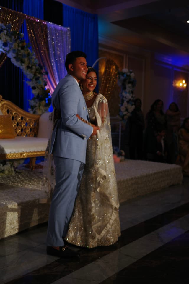 Mr & Mrs 